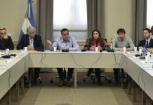 Fracasó la paritaria con los docentes universitarios y pasa a cuarto intermedio Fracasó la paritaria de docentes universitarios y pasa a cuarto intermedio