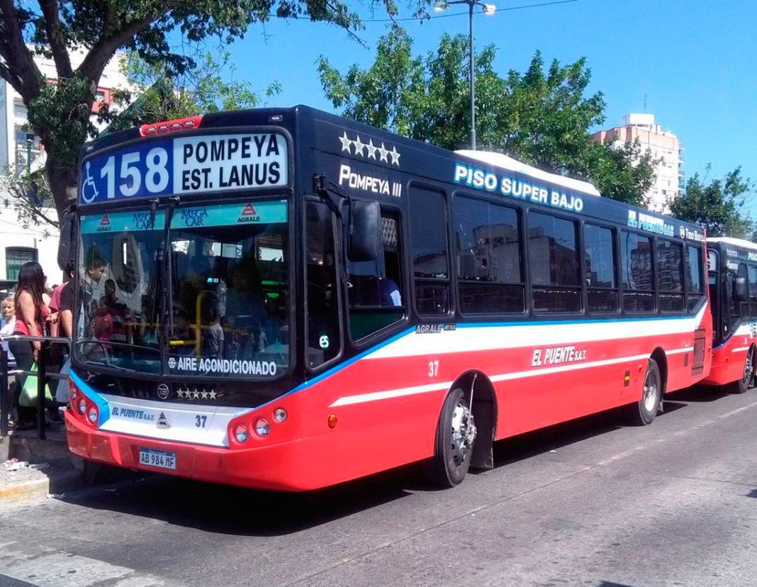 Lanús, asalto a colectivo, colectivo linea 158