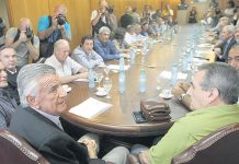 El partido Justicialista respaldo los paros generales de la CGT y la CTA partido Justicialista, paro