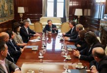 Es oficial: el Gobierno de Macri eliminó los ministerios de Salud y Trabajo y así quedó el nuevo Gabinete Es oficial: el Gobierno de Macri eliminó los ministerios de Salud y Trabajo y así quedó el nuevo Gabinete