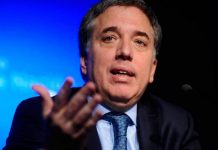 Dujovne explicó que por la recesión «no está prevista una ayuda especial para los jubilados»