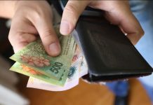El Gobierno oficializó el adelanto del pago del medio aguinaldo para los estatales nacionales estatales, medio aguinaldo