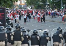 Copa Libertadores: Incidentes y más de 29 detenidos fuera del Monumental