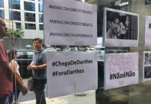 Así escracharon a Juan Darthés en el Consulado argentino en San Pablo