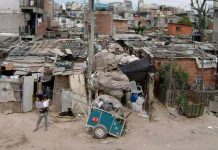La pobreza subió al 35,4% y ya alcanza a 15,9 millones de argentinos, según el Indec pobreza, uca