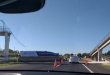 Se derrumbó un puente peatonal en la ruta 2: hay varios kilómetros de demora
