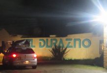 Crece la conmoción en Miramar por la chica de 14 años violada por cinco hombres en un camping
