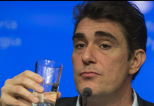 Denunciaron a Javier Iguacel por favorecer a una empresa vinculada a los Macri