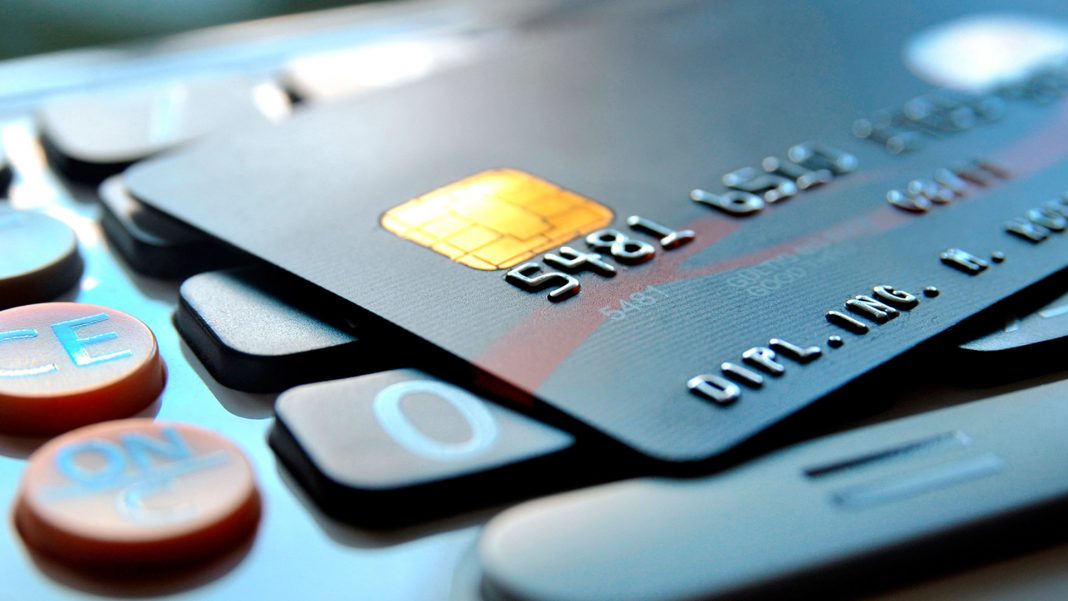 tarjeta de crédito, tarjeta de debito, pago de propinas, propinas, AFIP