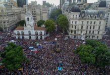 Con fuertes críticas al Gobierno, miles de personas marcharon en el Día Nacional de la Memoria