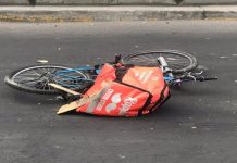 Un repartidor de Rappi fue atropellado por un camión y perdió la vida