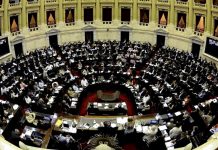La oposición consiguió quórum en Diputados pero Cambiemos frenó el debate para frenar las subas de tarifas