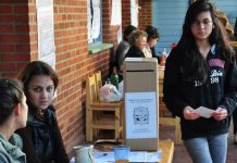 Voto joven: 400 mil votantes menores de edad fuera del padrón