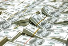 El dólar blue acelera el paso, ya sube tres veces en el día y vuelve a marcar récord dolar, dolares, cotizacion,