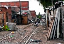 Desde la UCA estiman que el 35% de los argentinos es pobre: habría 3 millones de indigentes