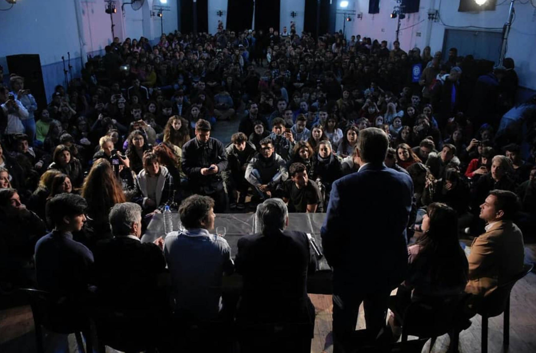 mariano cascallares, almirante brown, alberto fernandez, axel kicillof, colegio, alumnos