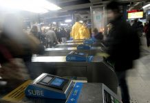 Subtes: los metrodelegados liberan los molinetes en la línea B Subtes, línea B, molinetes