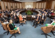 El Directorio Ejecutivo del FMI se reunió para evaluar el reperfilamiento