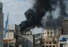 Se incendió un edificio del Microcentro y el humo llegó hasta la 9 de Julio