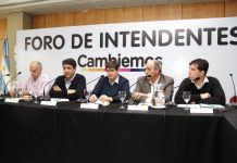 Macri ya fue: los intendentes de Cambiemos le sueltan la mano y municipalizan la campaña