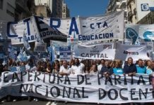 Paro de Ctera en todo el país por agresiones a docentes de Chubut