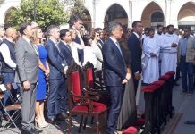 Mientras la Iglesia la trató de una provocación, Mauricio Macri participó de una misa en Salta