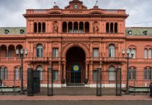 A tres días de las elecciones, el Gobierno llama a cubrir más de 300 cargos de planta permanente