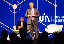 Alberto Fernández, a industriales: «Algo van a tener que dar y algo tendrán que resignar»