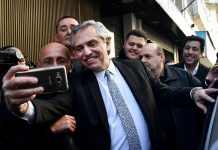 Alberto Fernández lanzará un plan de lectura y visitará el Conurbano
