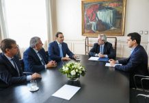 Alberto Fernández reunió a los gobernadores radicales y les adelantó la suspensión temporaria del acuerdo fiscal