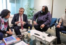 El Gobierno reabrió la paritaria nacional docente y en las próximas horas convocarán a los gremios