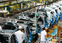 Las automotrices retoman la actividad con estrictos protocolos