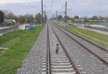 VIDEO: Milagro en Guernica: trabajador ferroviario salvó la vida de un niño guernica, tren, via, nene