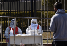 Leve descenso de contagios por Covid-19 en el AMBA