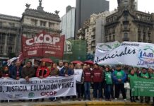 Paritarias en Provincia: Abogados y Médicos le vuelven a reclamar a Kicillof