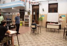 El Gobierno porteño está reunido con los sindicatos docentes por la vuelta a las clases presenciales