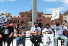 Tras el femicidio de Ursula, familiares de víctimas marcharon a Plaza de Mayo para reclamar medidas