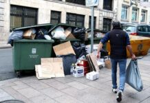 Encontraron un bebé abandonado en un contenedor de basura