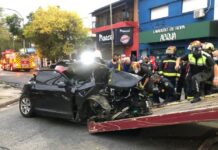 Alcoholizado, impactó su auto contra una columna: dos jóvenes muertas