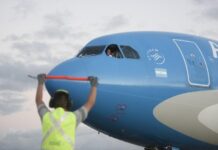 Aerolíneas Argentinas anunció un nuevo vuelo hacia Moscú en busca de más vacunas Sputnik V