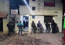 Liberan a 12 mujeres tras un allanamiento en La Plata