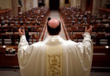 Autorizan misas y otros oficios religiosos en espacios cerrados