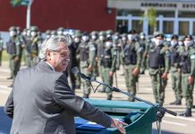 El Gobierno le aumentó el sueldo a gendarmes, prefectos y policías