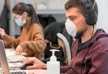 Los trabajadores estatales vuelven a la presencialidad