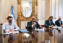 Las 8 medidas económicas que se analizan para revertir el fracaso electoral: IFE 4, bono a jubilados y más