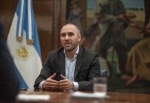 Martín Guzmán va a la CGT para dar detalles de la marcha de las negociaciones con el Fondo