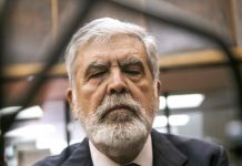 Rechazan volver a colocarle una tobillera electrónica a Julio De Vido