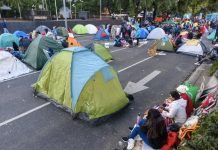 El Gobierno avisó que pese al acampe en 9 de julio no sumará mas planes sociales