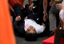 Quién fue Shinzo Abe, el ex primer ministro de Japón asesinado durante un acto de campaña