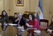 Los precios de los medicamentos se mantendrán por debajo de la inflación durante 60 días y se creará el programa “Pacientes Cuidados”